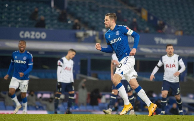 从中汲取经 从中汲取经