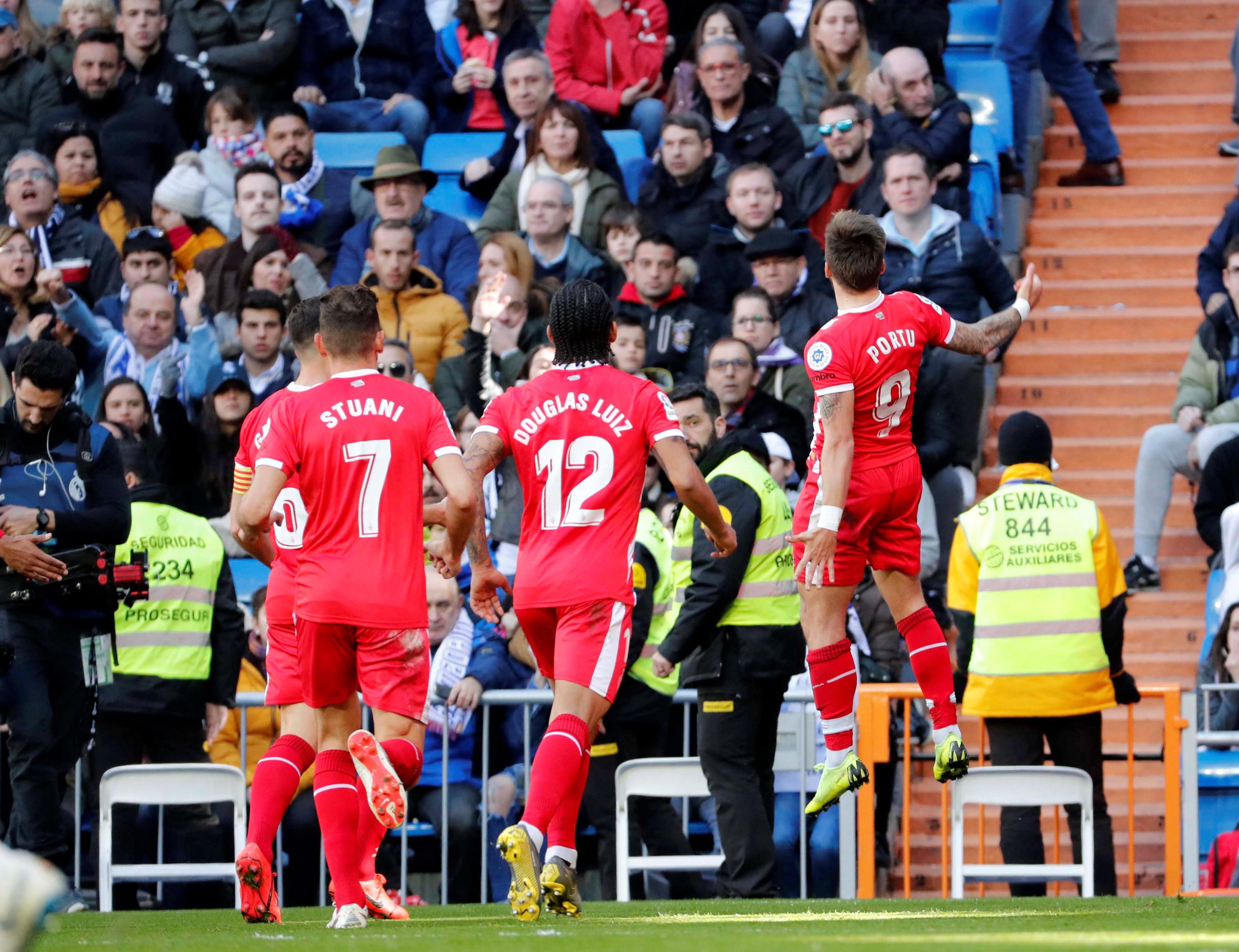 闻名于足坛 闻名于足坛